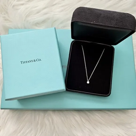 🩵SOLD🩵Tiffany & Co. Round Diamond Solitaire 0.25 ct Platinum Chain Necklace - Picture 3 of 9